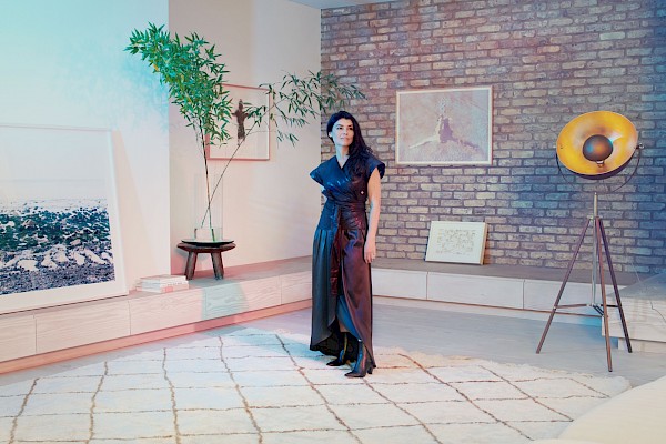 ES DEVLIN W MAGAZINE