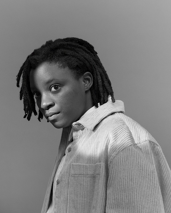 KUDZANAI-VIOLET HWAMI WALLPAPER*